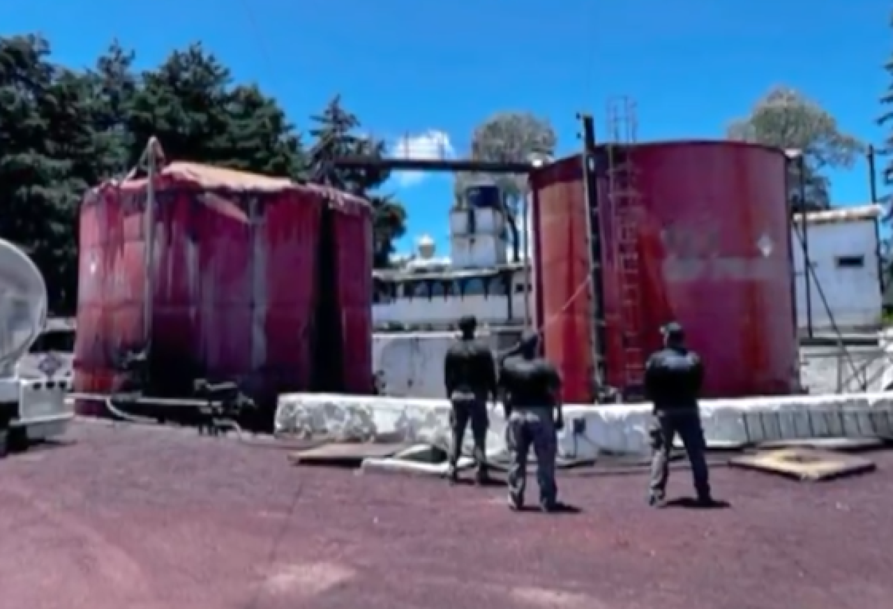 Decomisan 933 mil litros de hidrocarburo en Veracruz