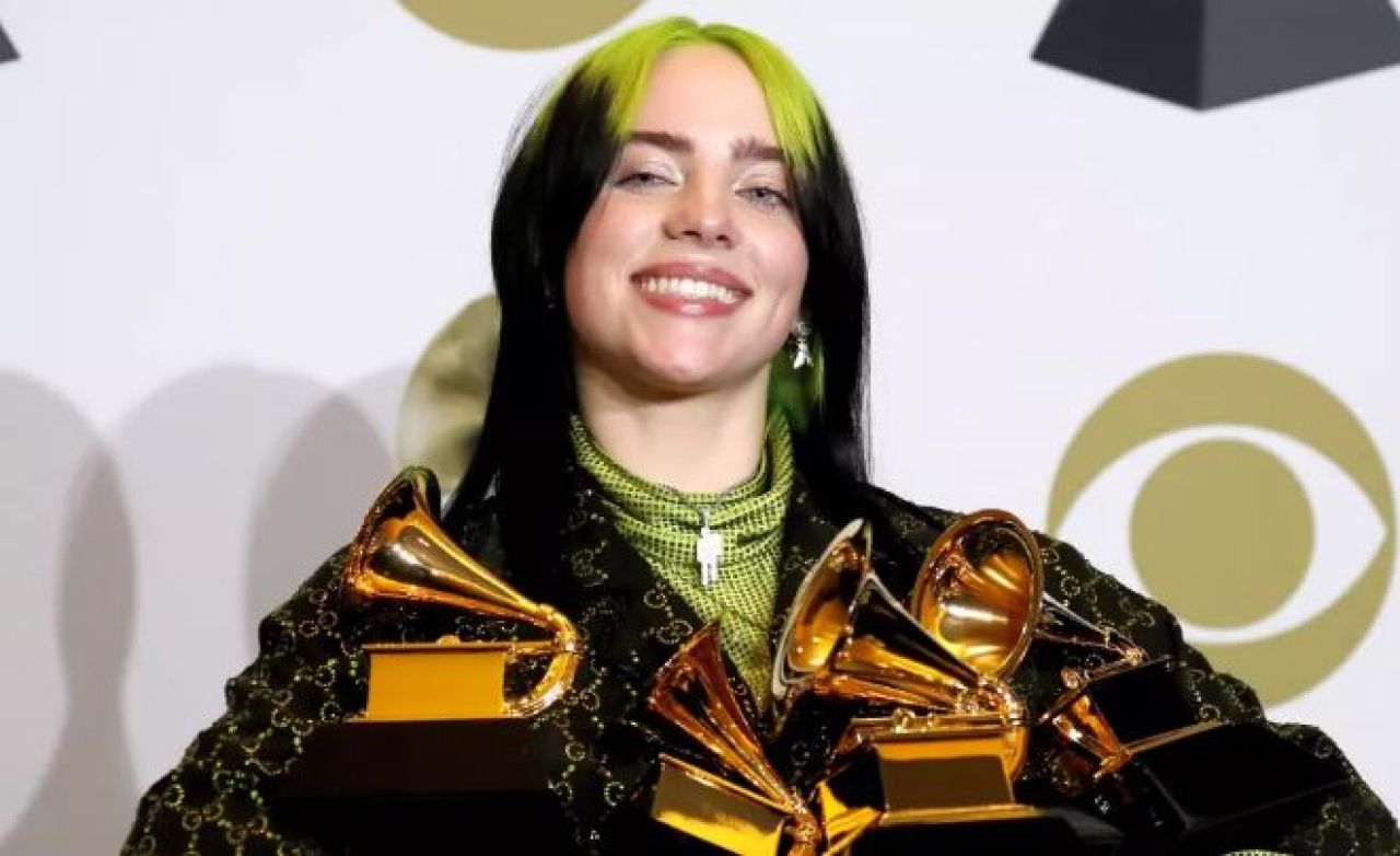 ¿Por qué Billie Eilish aplaude a Claudia Sheinbaum?