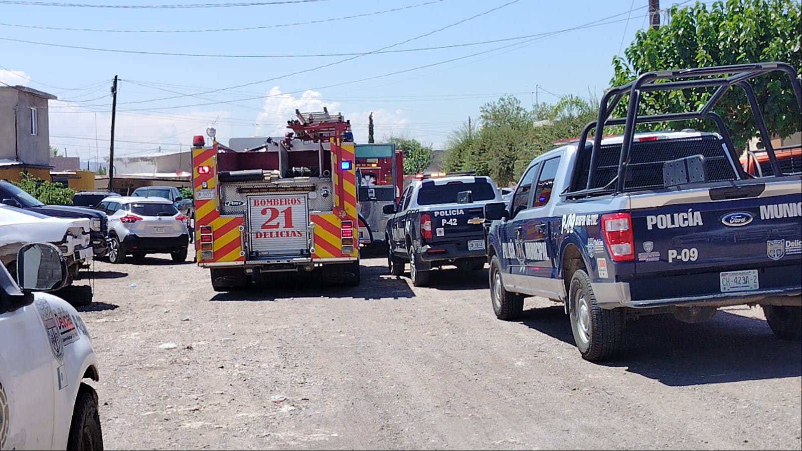 Movilización de Bomberos por explosión de tanque de gas en Lotes Urbanos