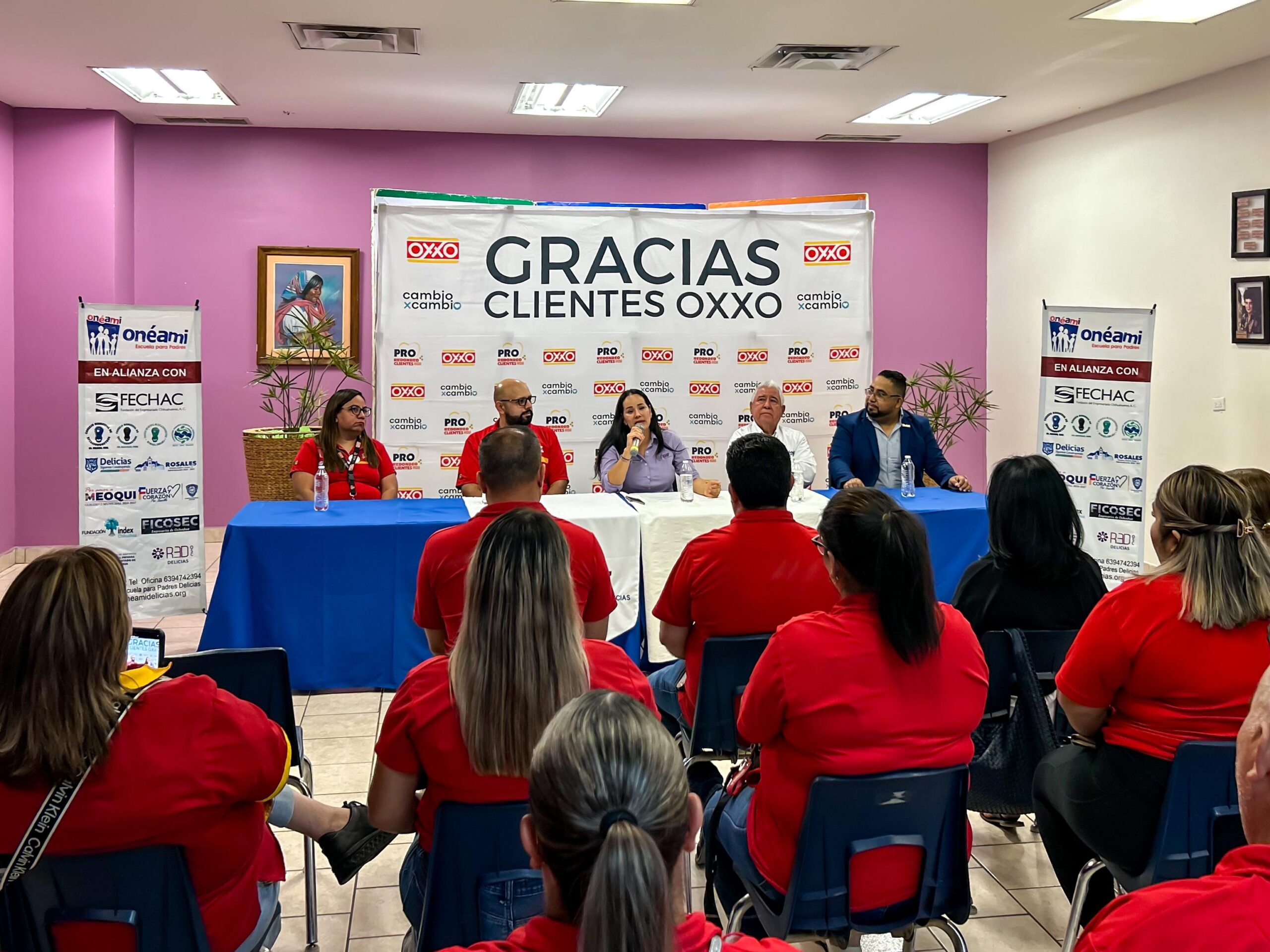 Reconoce DIF Delicias a Oxxo por su responsabilidad social en beneficio de ONEAMI