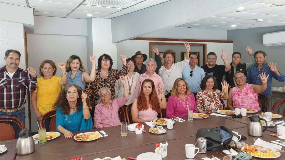 Exigen militantes de Morena salida de Ariadna Montiel y Adán Augusto
