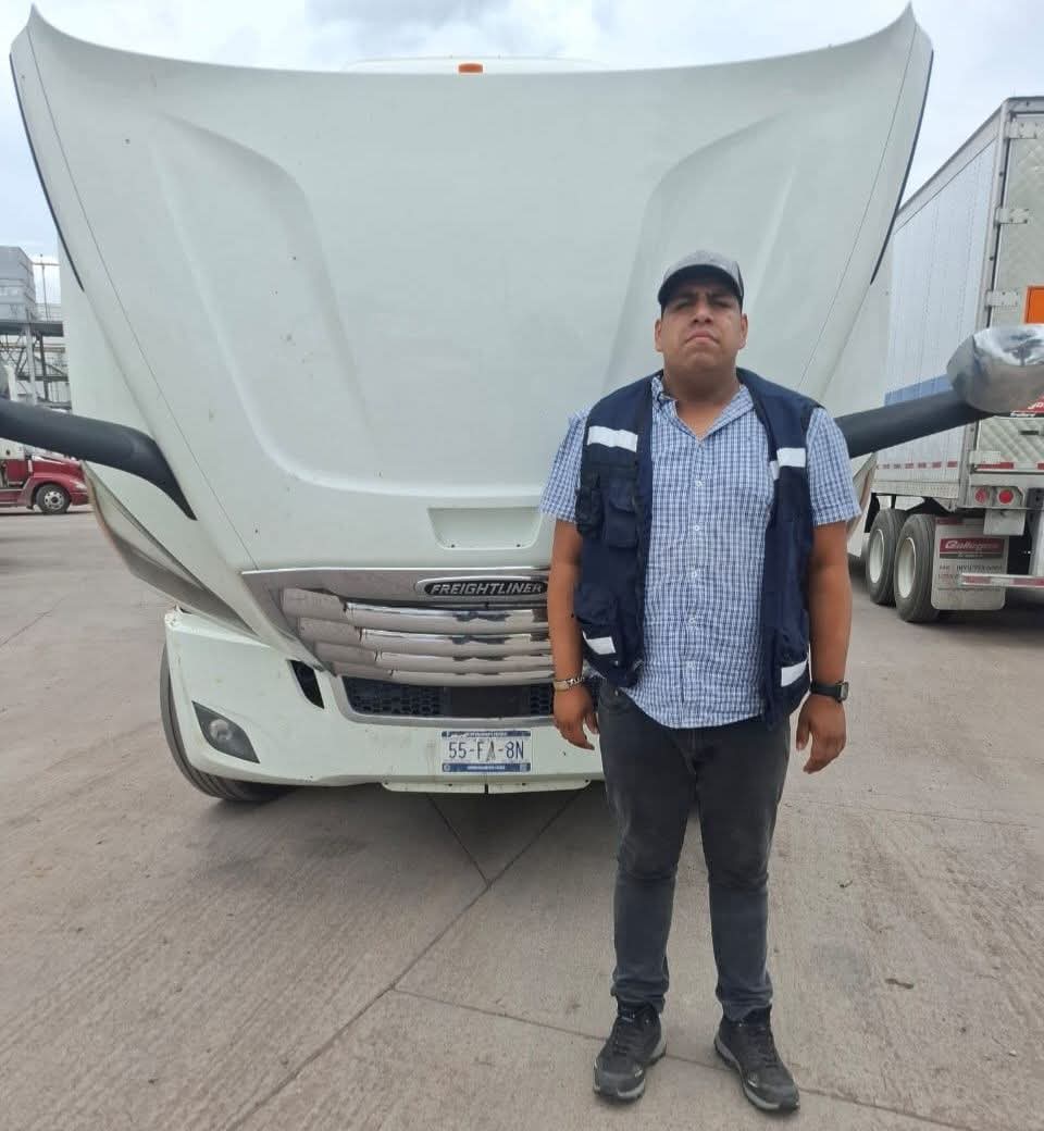 Héroe sin capa: arriesgó su integridad en maniobra peligrosa traspercance vial