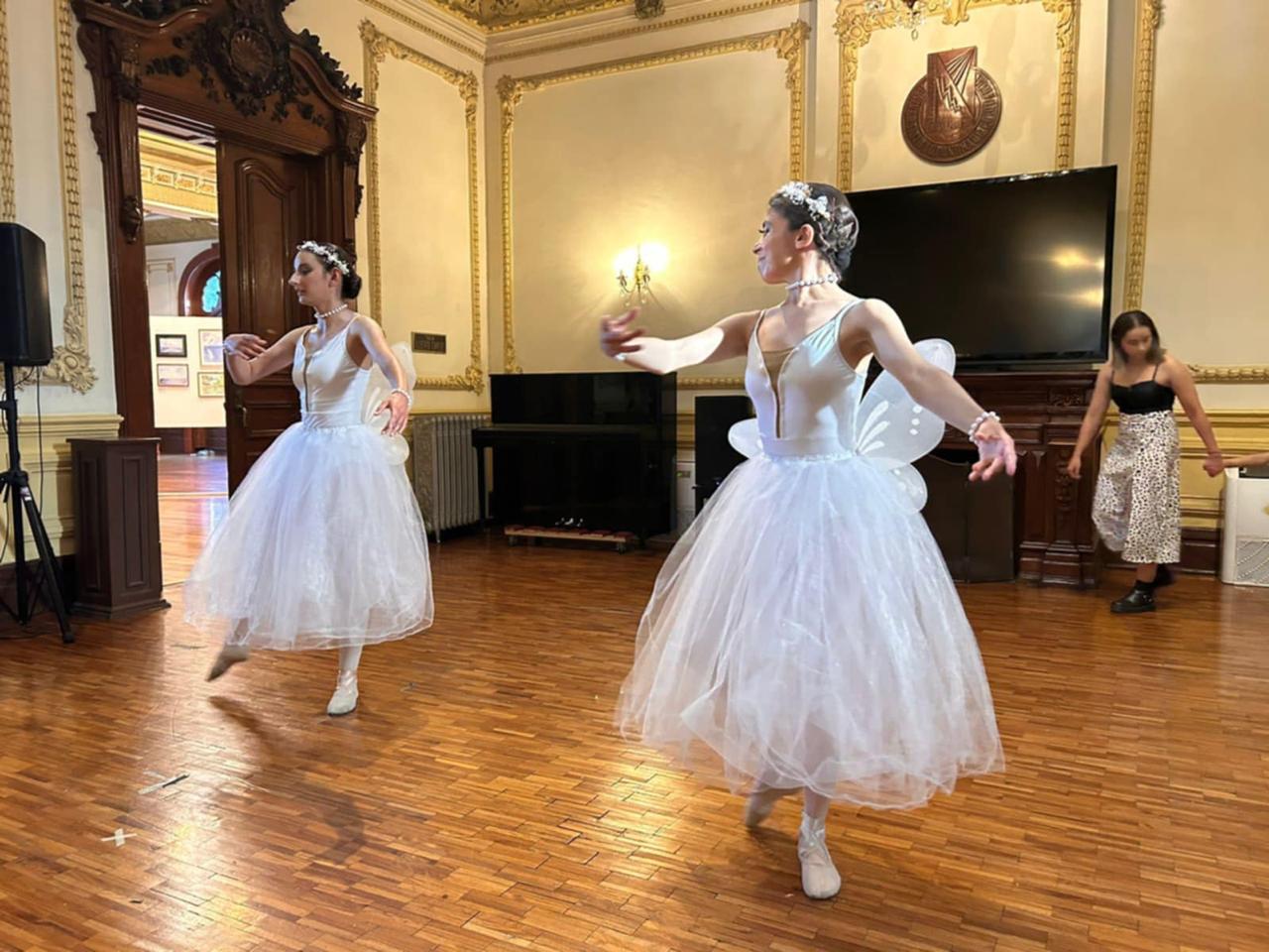 Invita la UACH a participar en cursos de danza clásica para todas las edades