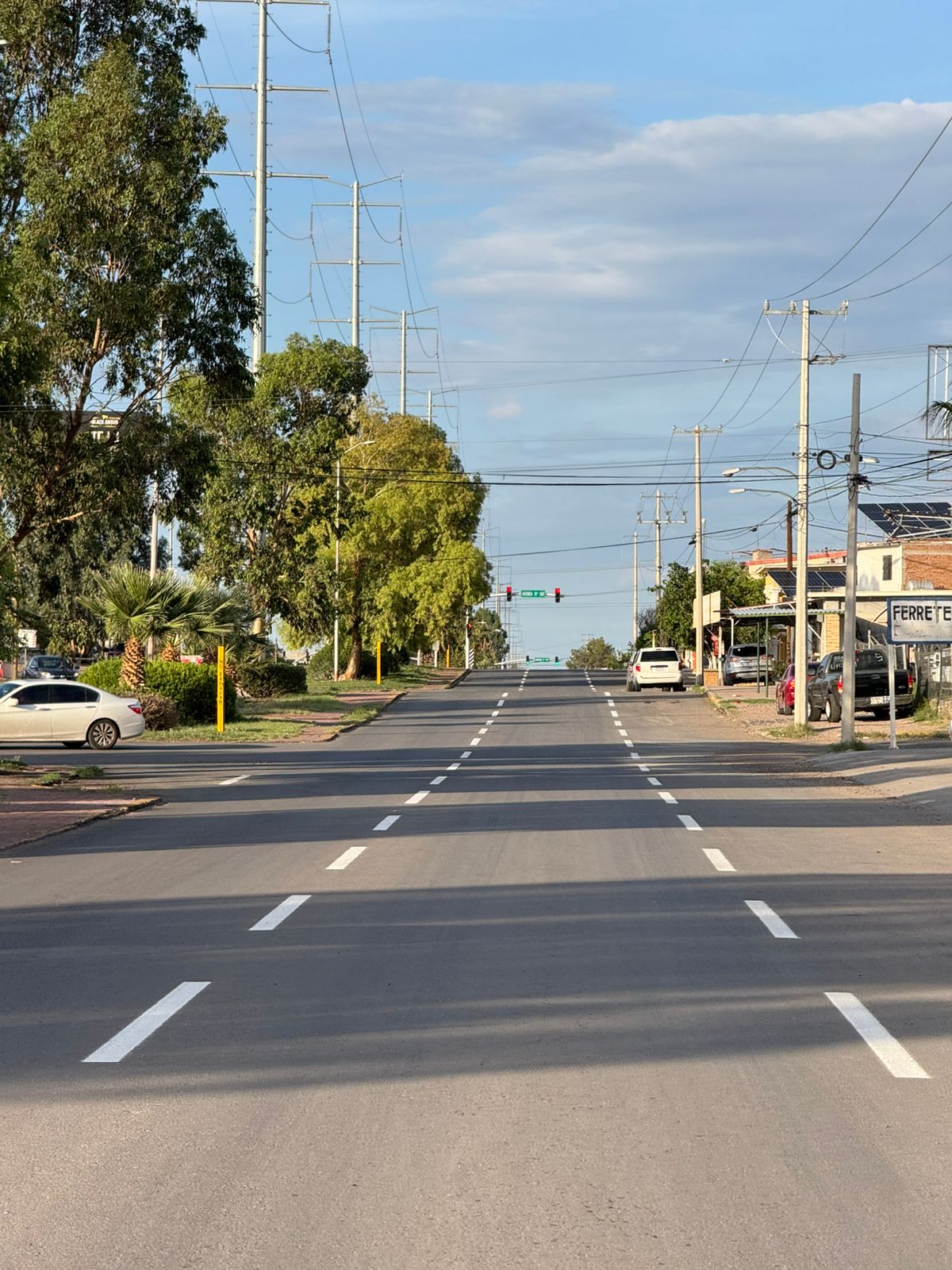 Concluyen aplicación de pintura en vialidades recientemente rehabilitadas de Delicias