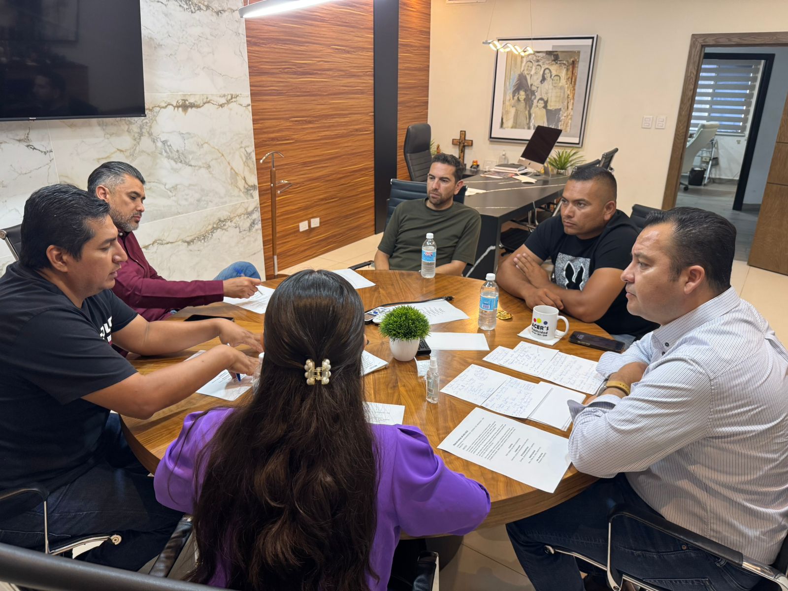 Instalan mesa de trabajo para mejorar la zona centro de Delicias