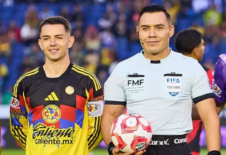 ‘Gato’ Ortiz vuelve a favorecer al América y desata polémica
