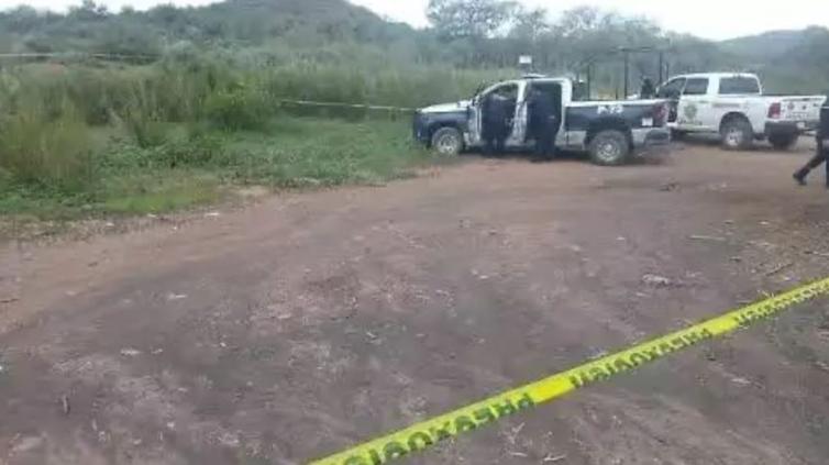 Interceptan sicarios ambulancia y “rematan” a víctima en Gpe y Calvo