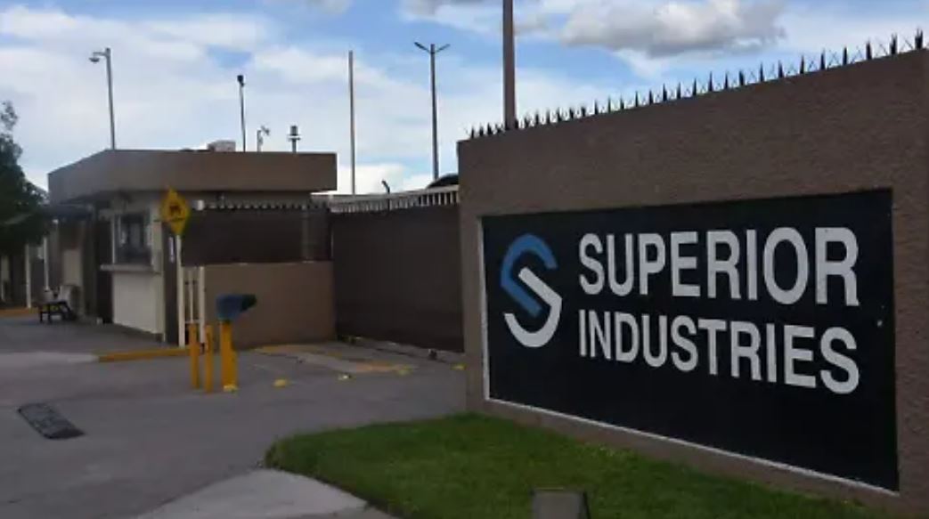 Localizan a trabajador sin vida en baño de maquiladora