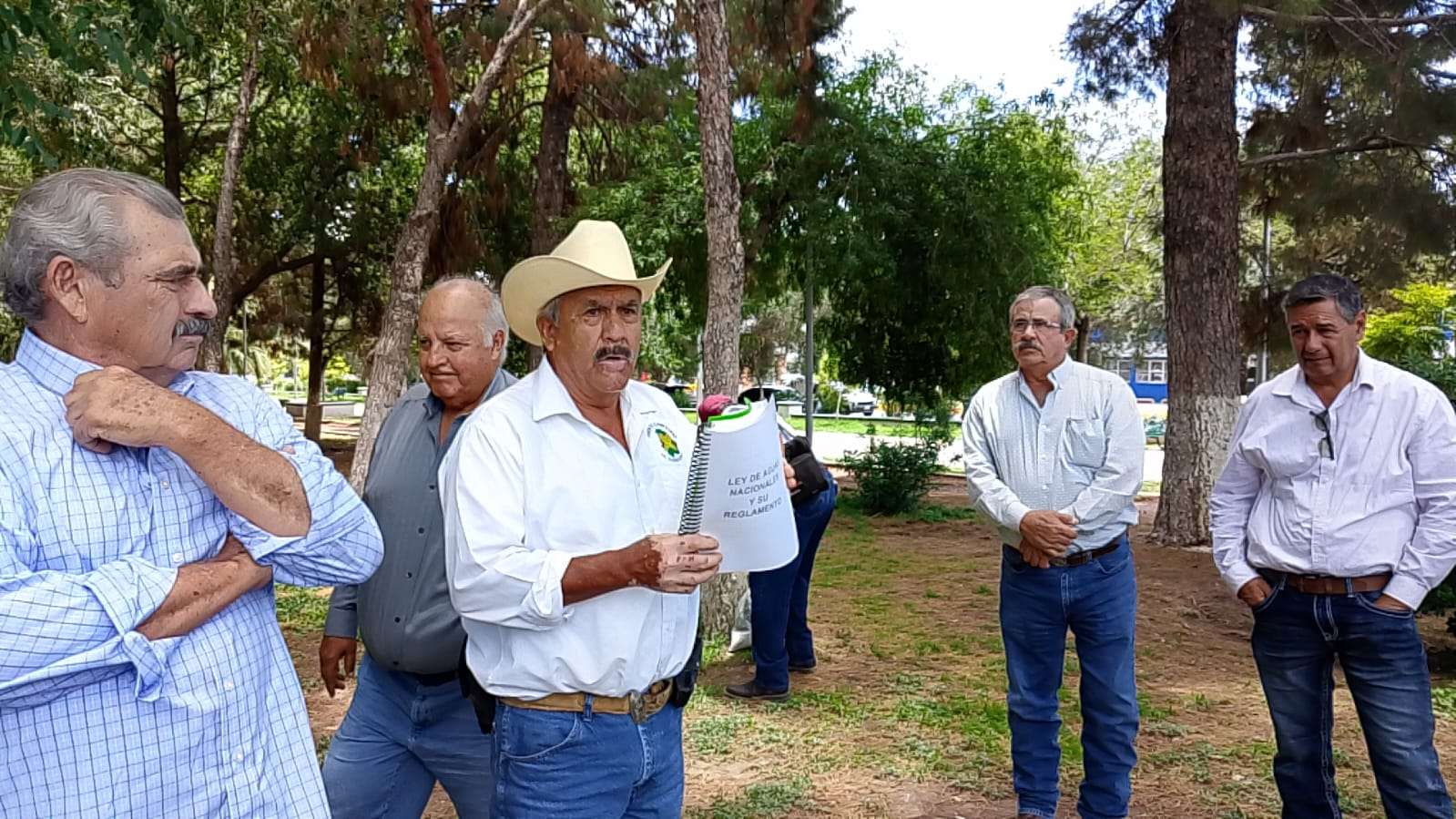 Buscan productores agrícolas y ganaderos desaparecer Conagua