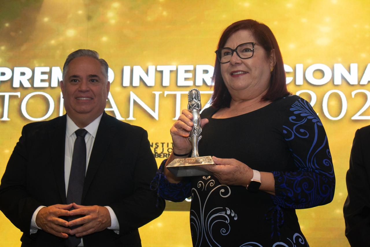 Recibe DIF Delicias por cuarto año el Premio Internacional Tonantzin