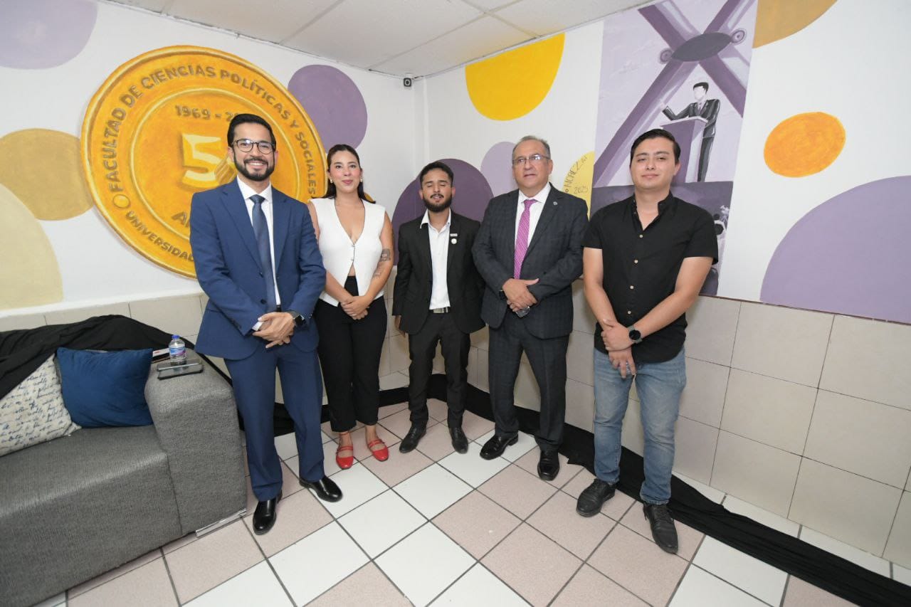 Inauguran el mural «Identidad Viva UACH» en la Facultad de Ciencias Políticas y Sociales Campus Juárez.