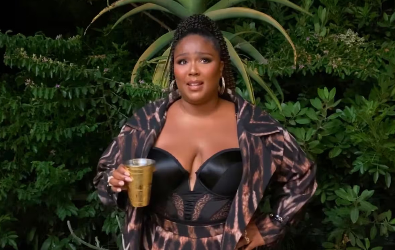 Revela Lizzo su transformación física; comparte su viaje de pérdida de peso