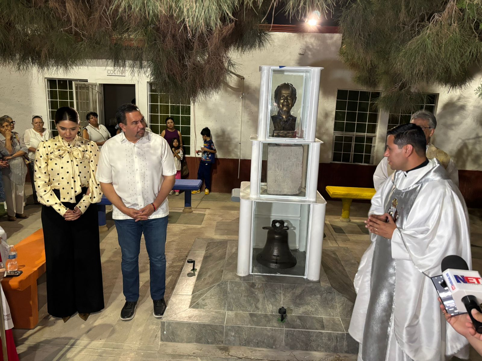 Acude Presidente Pérez Cuéllar a develación del busto de Monseñor Lucero