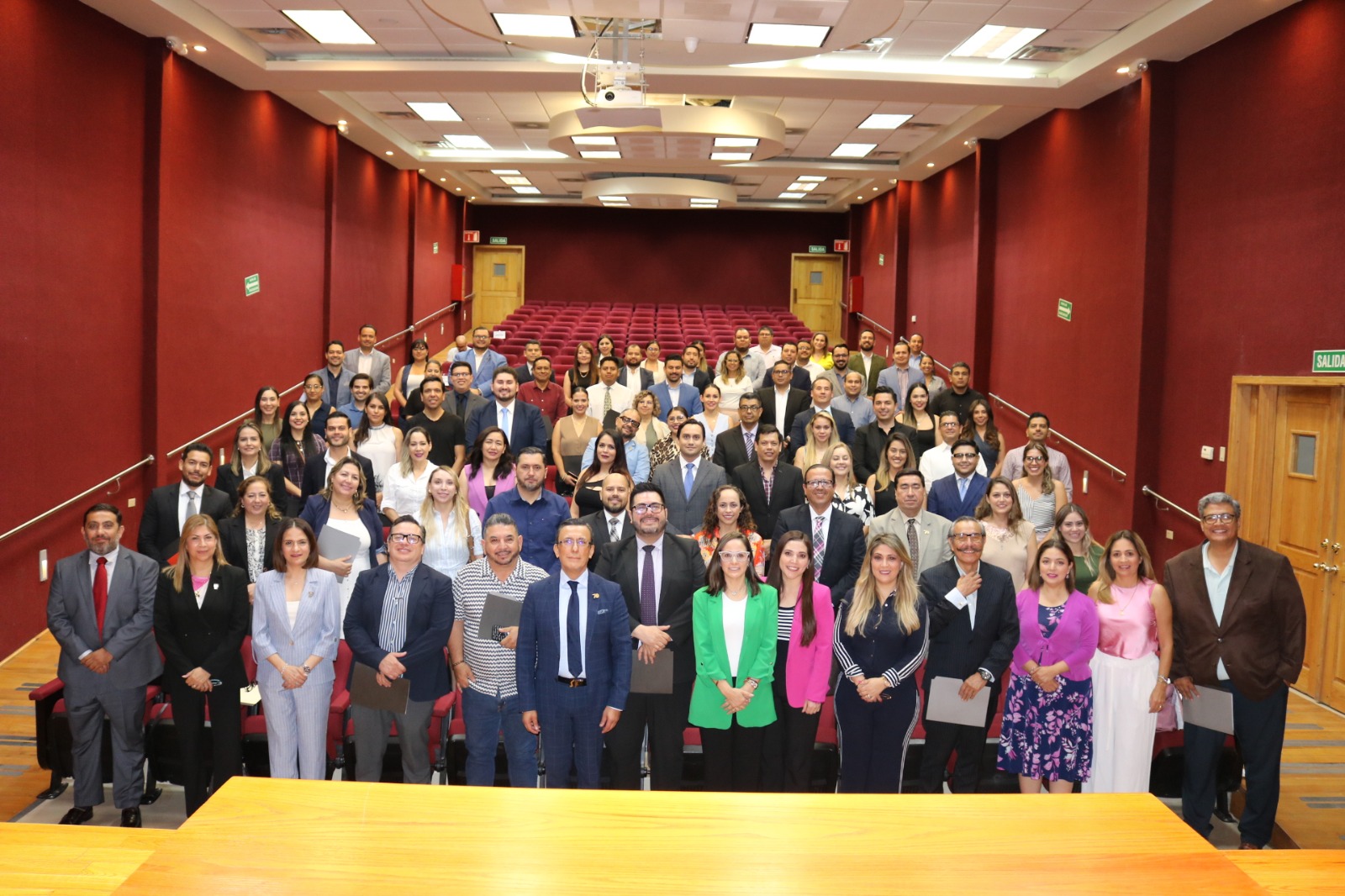 Culminan 140 juzgadores electos el Taller de Actualización impartido por la UACH