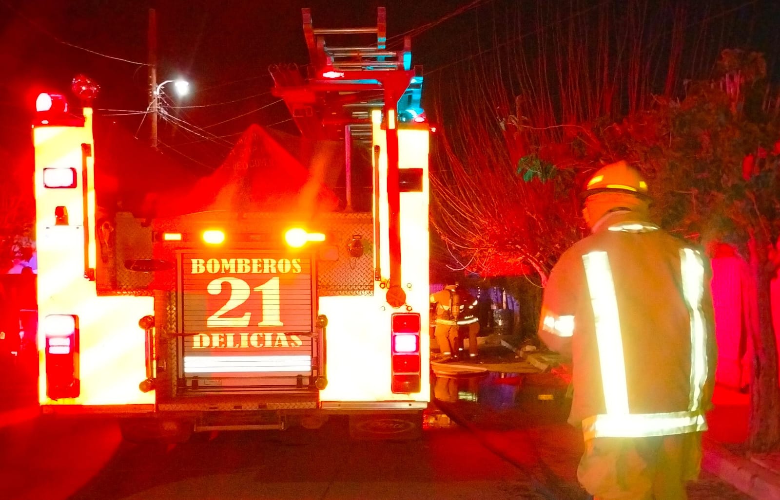 Fuerte movilización por reporte de olor a gas en el sector sur