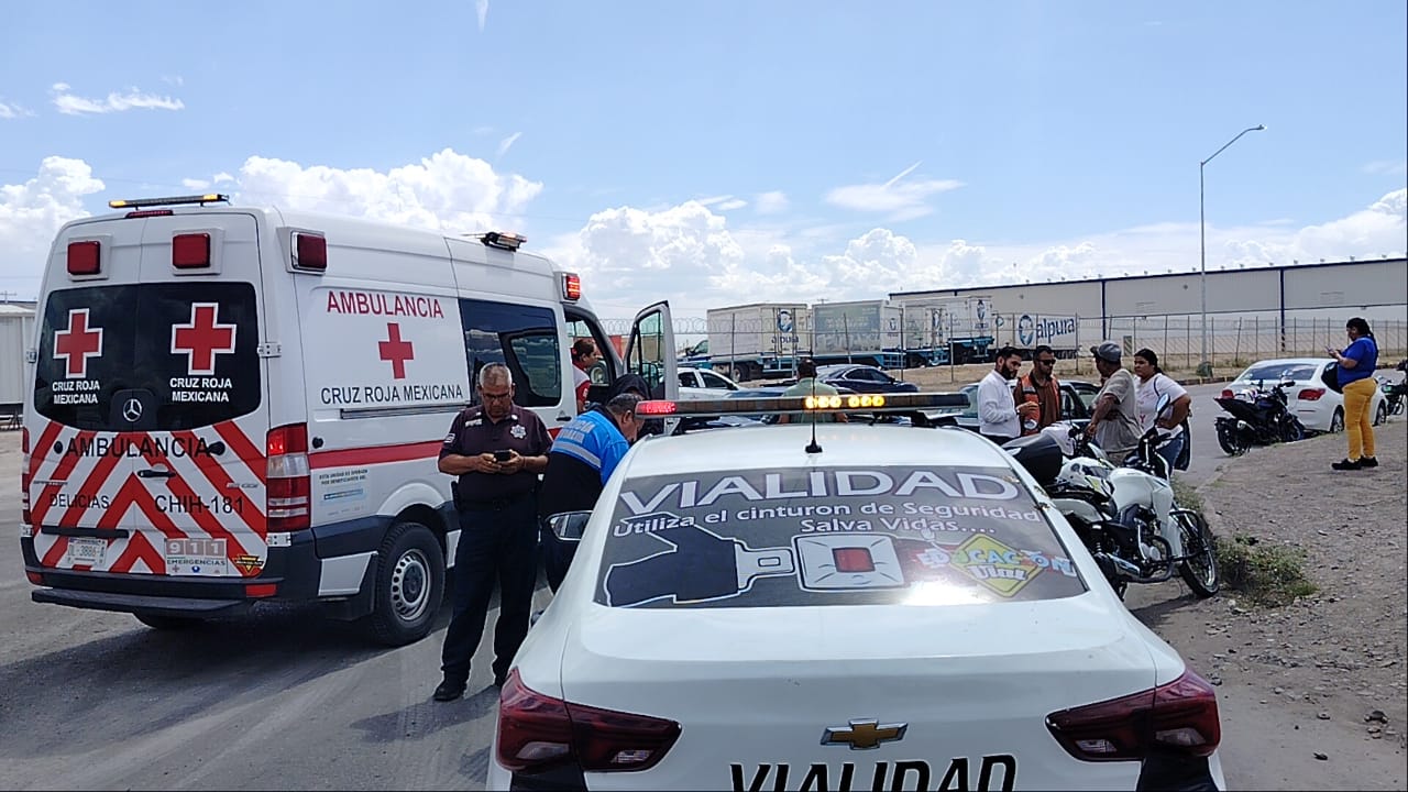 Motociclista lesionado tras choque en avenida Plutarco Elías Calles