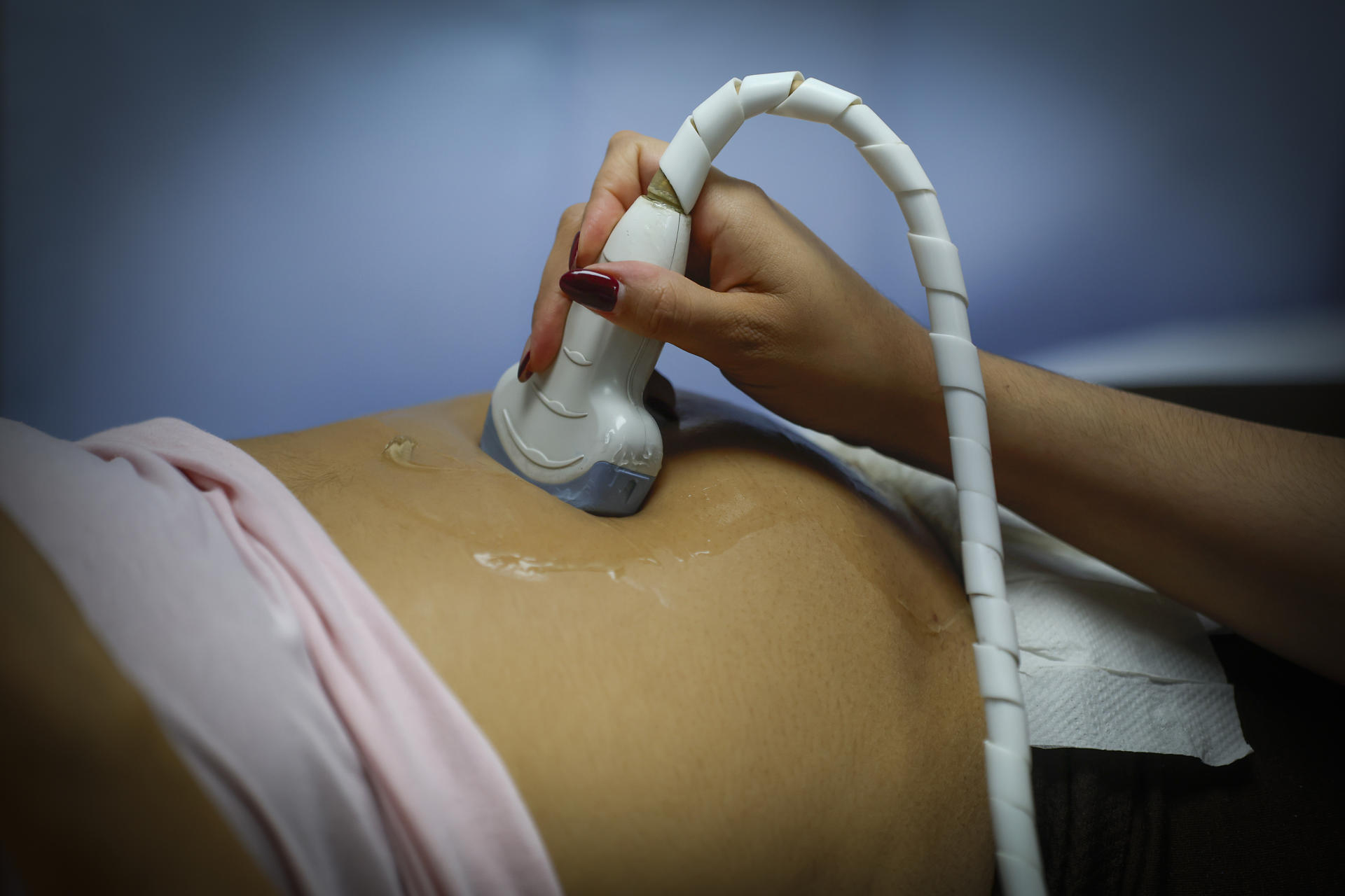 Falta de educación sexual y tolerancia propician embarazo adolescente en México