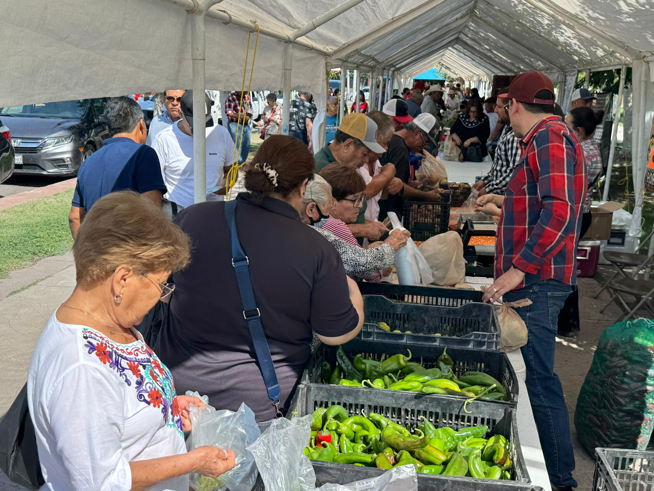 Regresa el Mercado de Productores a la Plaza de Armas este sábado
