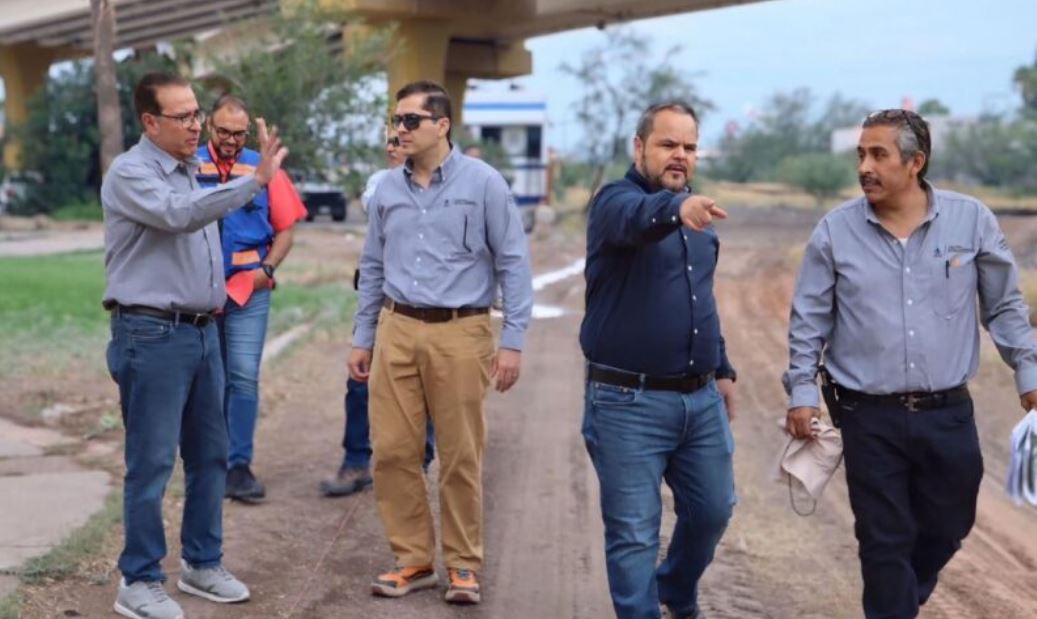 Juan Carlos Velasco supervisa obras de la Junta de Agua de Delicias