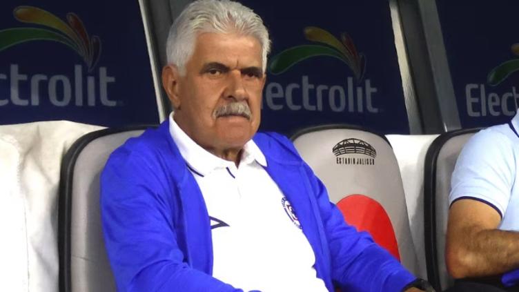 Tuca Ferretti destapó que hubo juegos ‘arreglados’ para hundir a Atlas