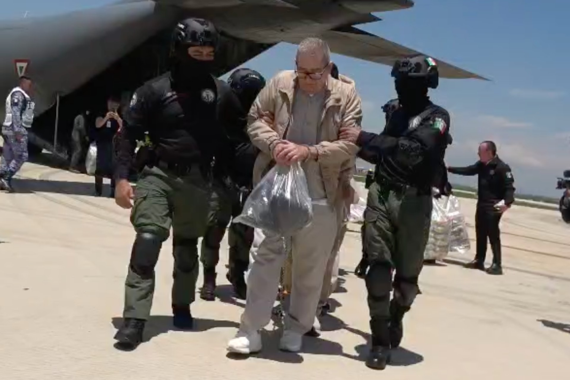 Entrega de 26 criminales a Estados Unidos fue una decisión soberana y por seguridad de México: Sheinbaum