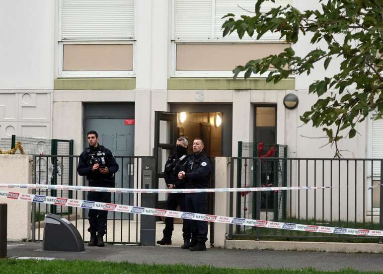 Incautan cocaína y metanfetamina de México en la Polinesia Francesa