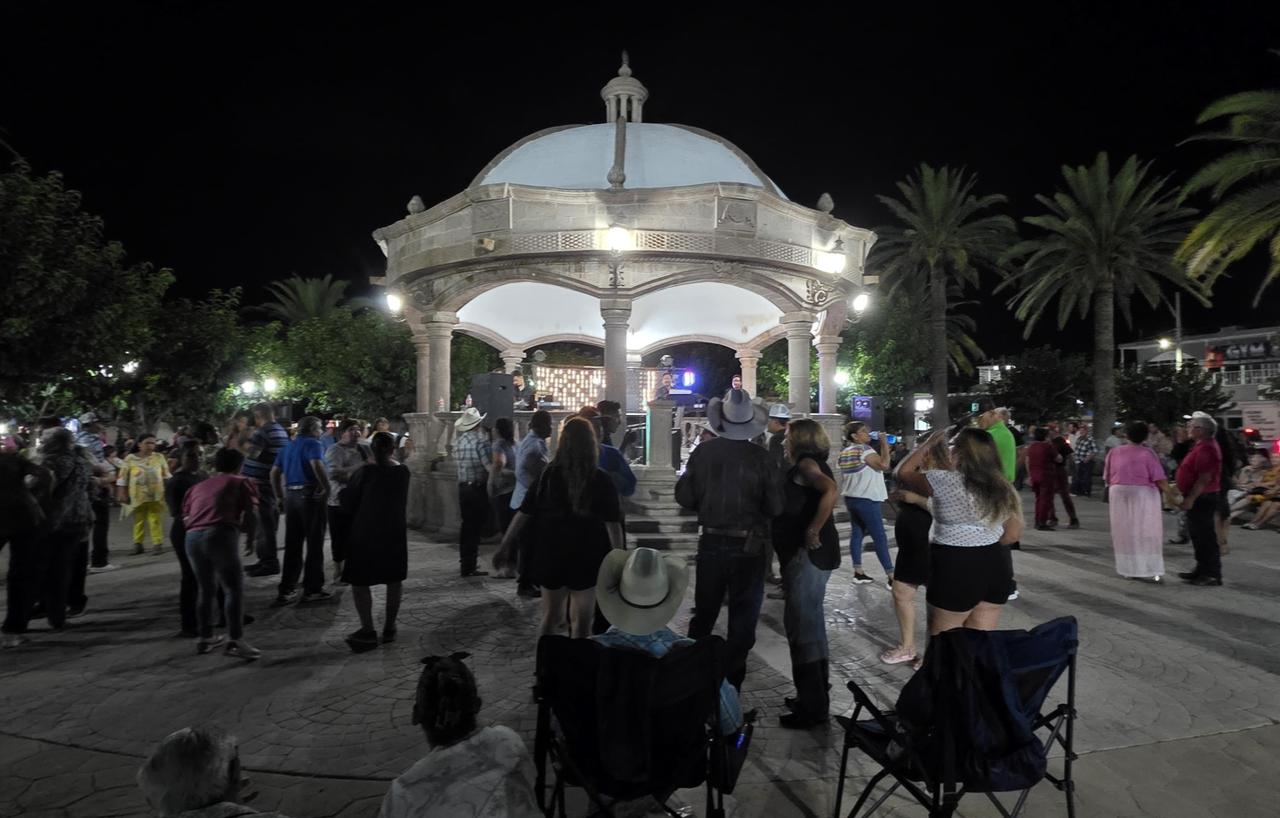 ¡Ven a disfrutar este Domingo de Serenata en Meoqui!