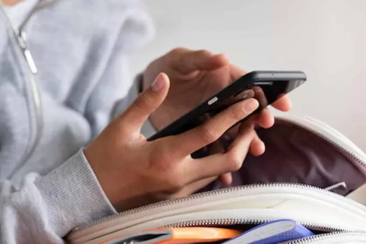 Aprueba Congreso prohibir reproducción de narco-corridos en escuelas