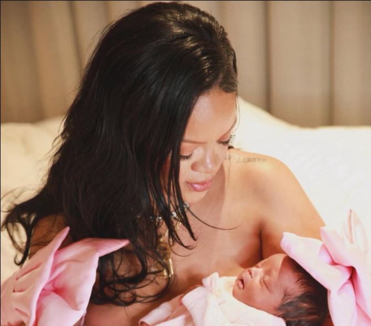 ¡Rihanna ya es mamá de nuevo!