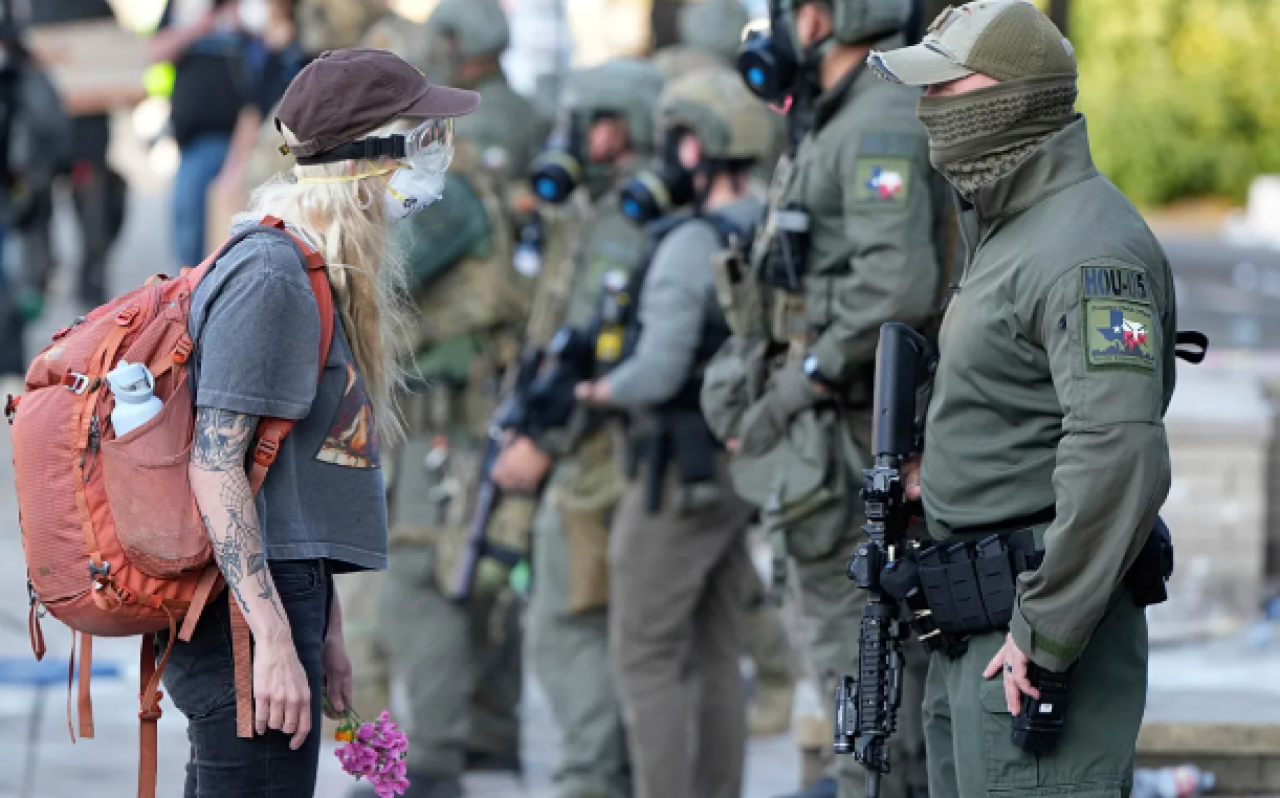 Anuncia Trump despliegue de las tropas en Portland, estado de Oregón