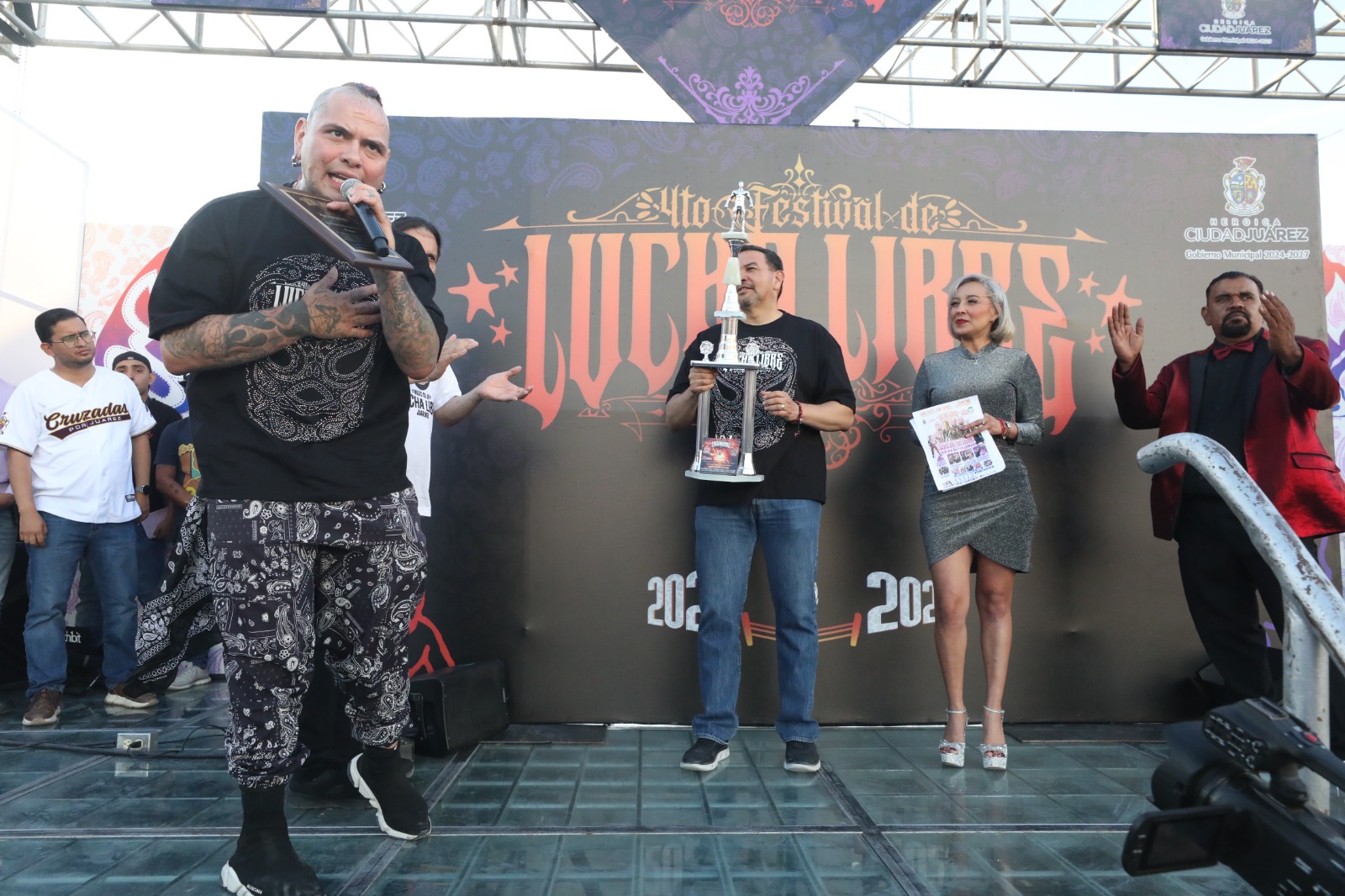 Ciudad Juárez vibró con el Festival de Lucha Libre en homenaje al Avispón Verde