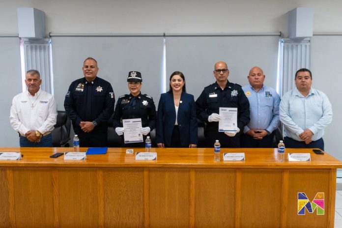 Ascienden a Sarahí Reyes y Jorge García como Policía Segundo de la DSPM Meoqui