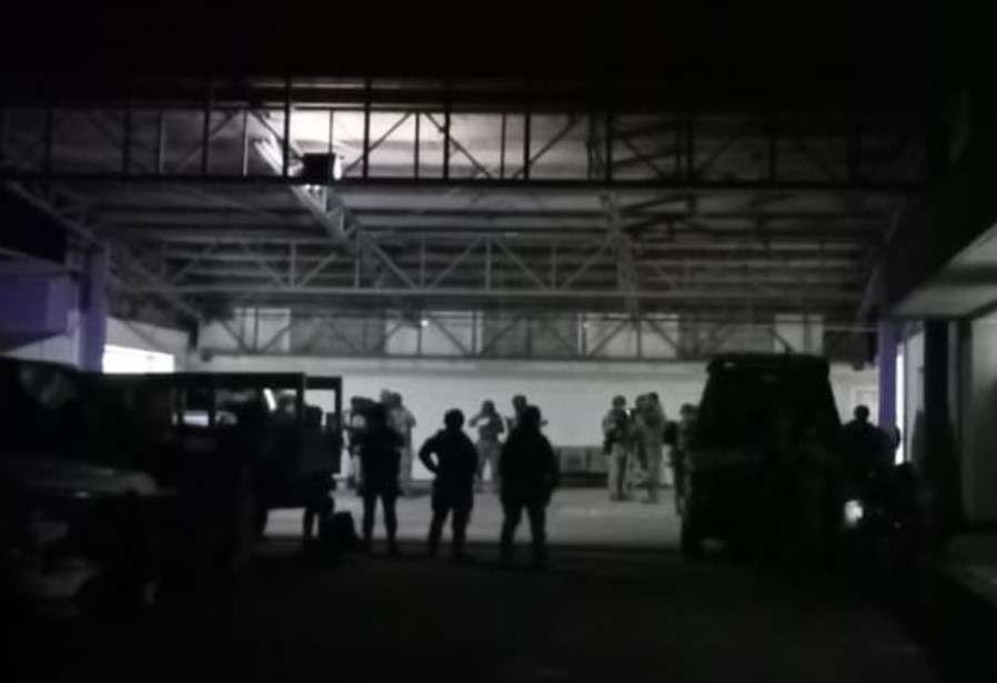 Vuelcan soldados en la rúa a Guadalupe y Calvo; 1 muerto y 4 heridos