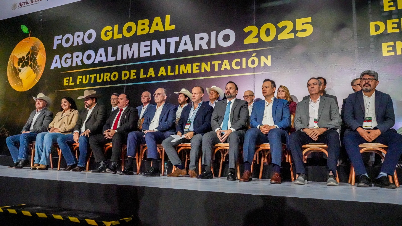 La UACH destaca en el Foro Global Agroalimentario 2025 con la participación de FACIATEC y FCAyF