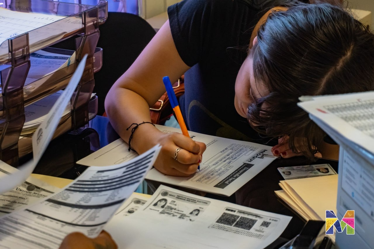 “Este ciclo escolar superamos la meta con más de 500 Universitarios Becados”: Miriam Soto