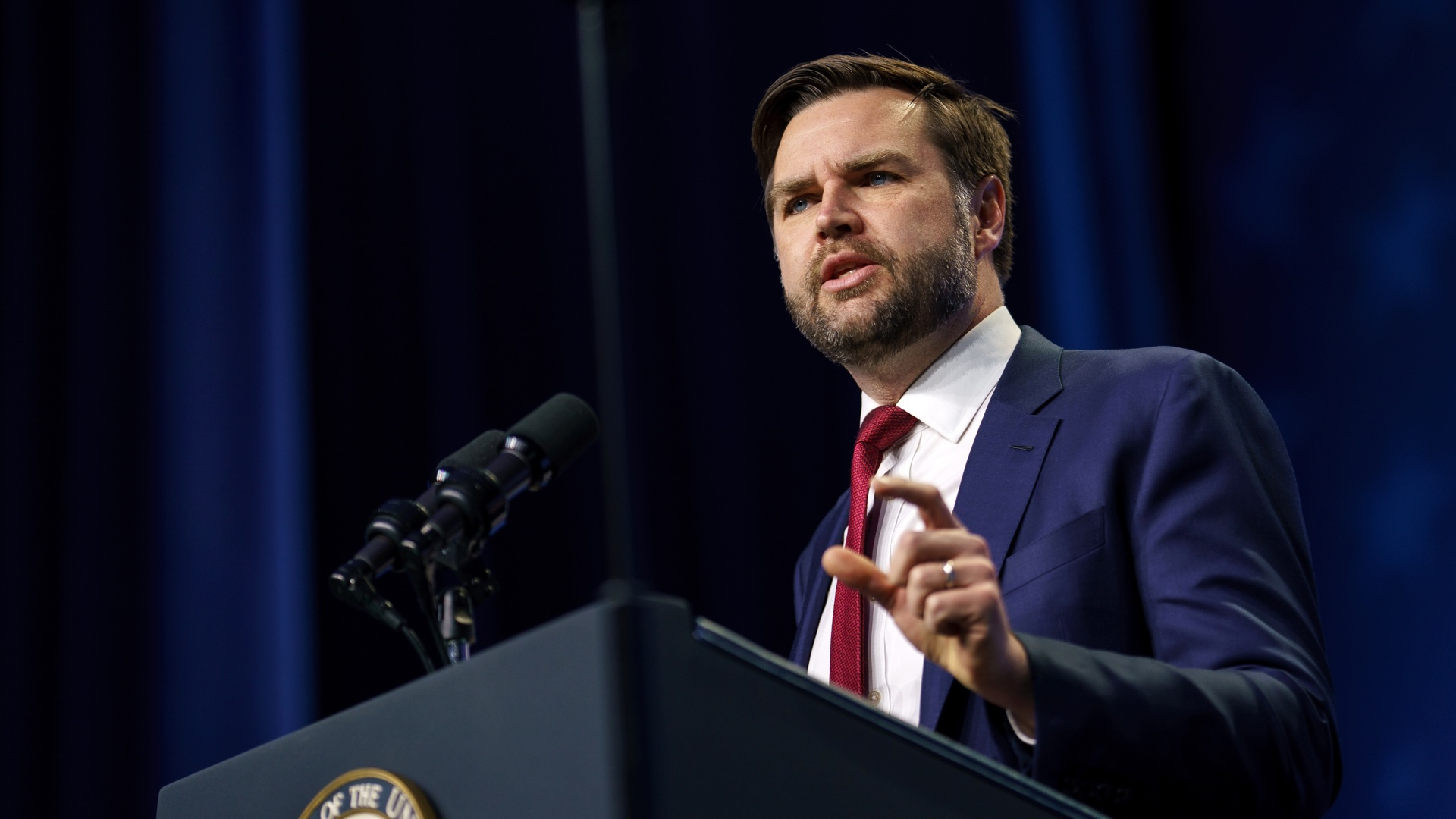 Matar a miembros de cárteles, el mejor uso de nuestras Fuerzas Armadas: JD Vance