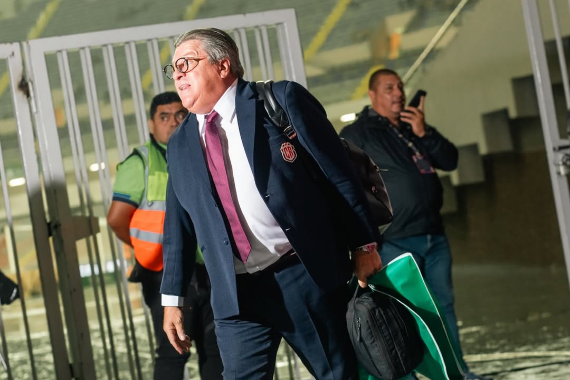 Afición de Costa Rica pide la salida del ‘Piojo’ Herrera tras empate ante Haití