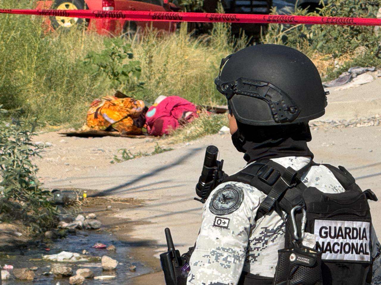 Dejan dos encobijados en la Fronteriza Baja