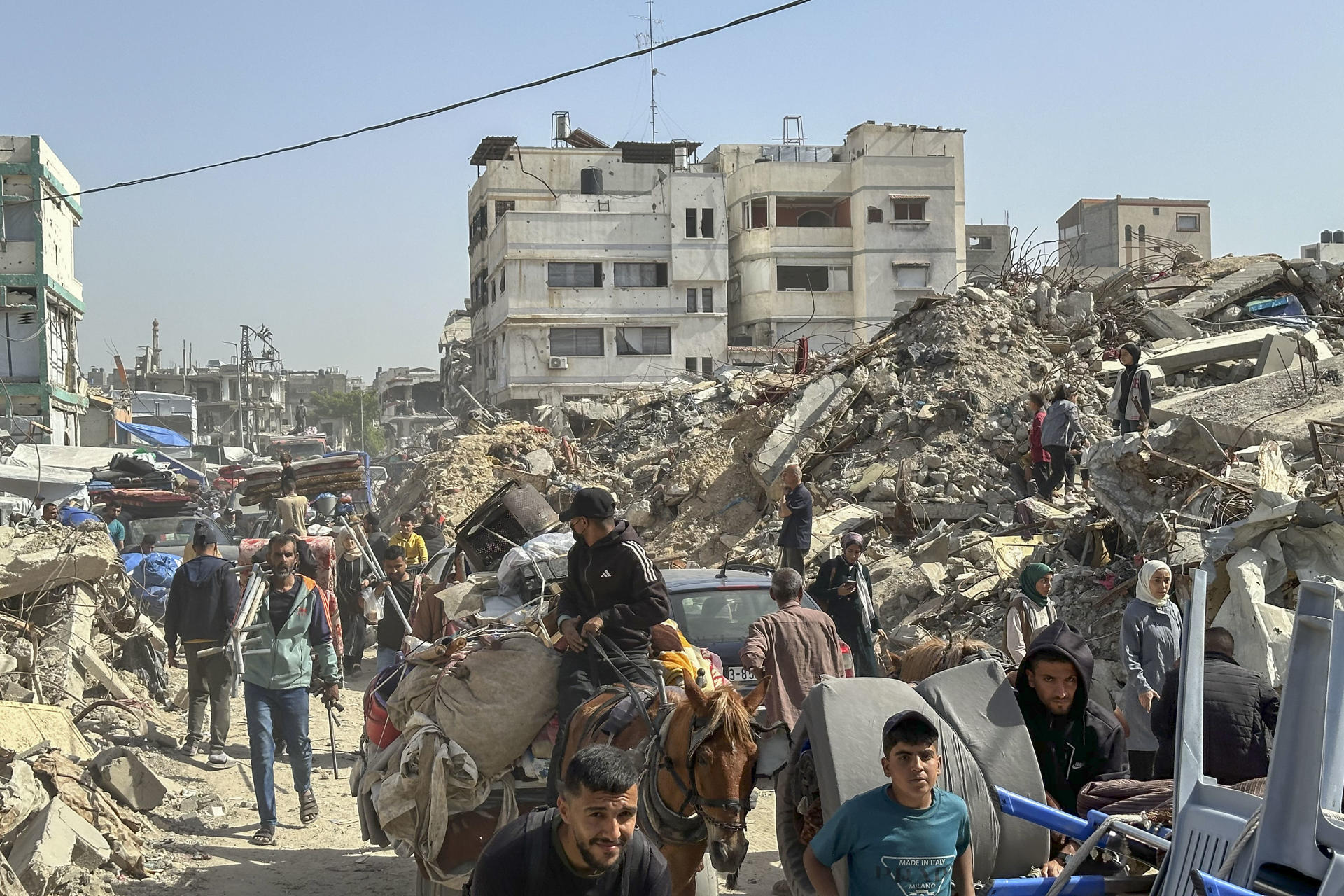 Un plan de EE.UU. para Gaza plantea el desplazamiento de toda la población, según el WP