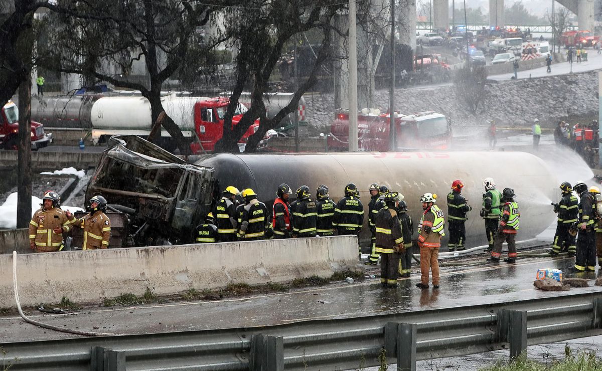“Asumiremos nuestra responsabilidad”, dice empresa dueña de pipa accidentada en Iztapalapa