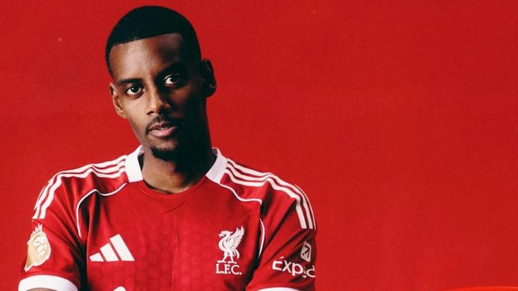 Gastó Liverpool cerca de 500 millones de euros en fichajes