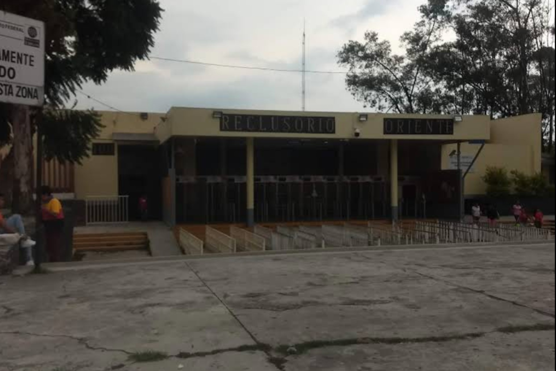 Se fuga preso del Reclusorio Oriente de la CDMX; autoridades investigan