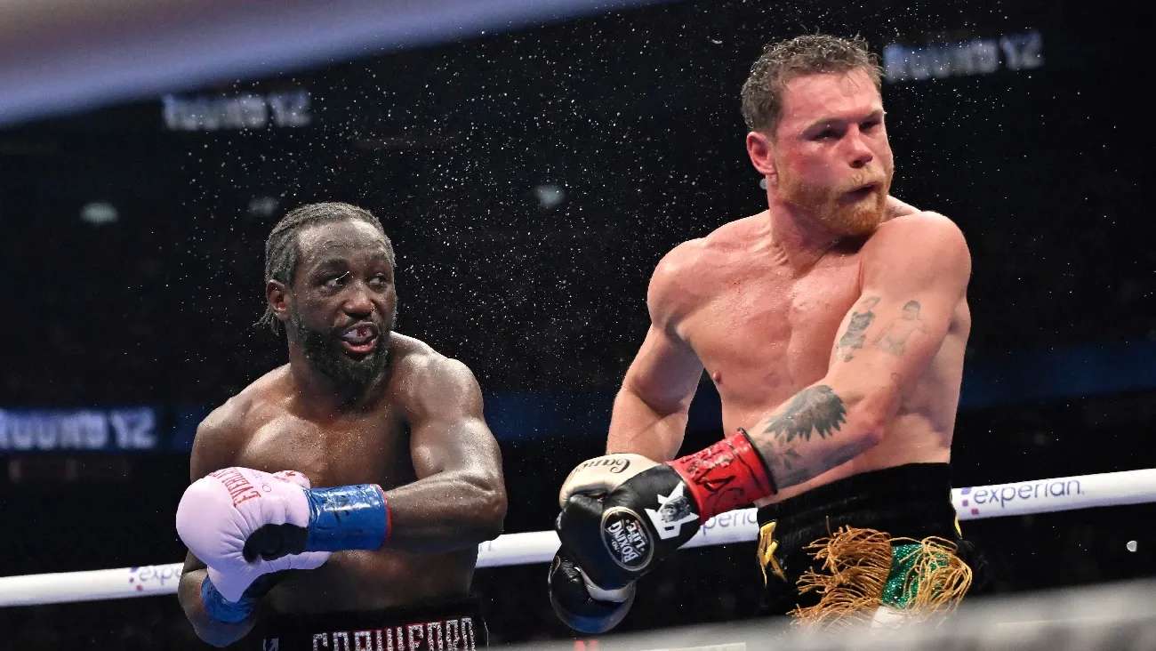 Tendrá Canelo su revancha contra Crawford en Arabia Saudita