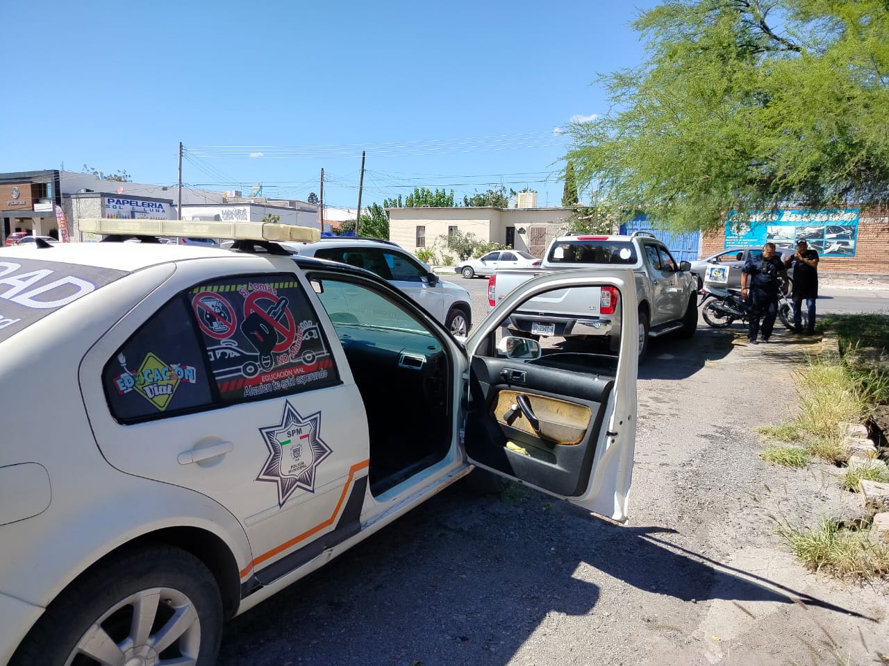 Motociclista lesionado y daños por 10 mil por choque en el boulevard CONAI