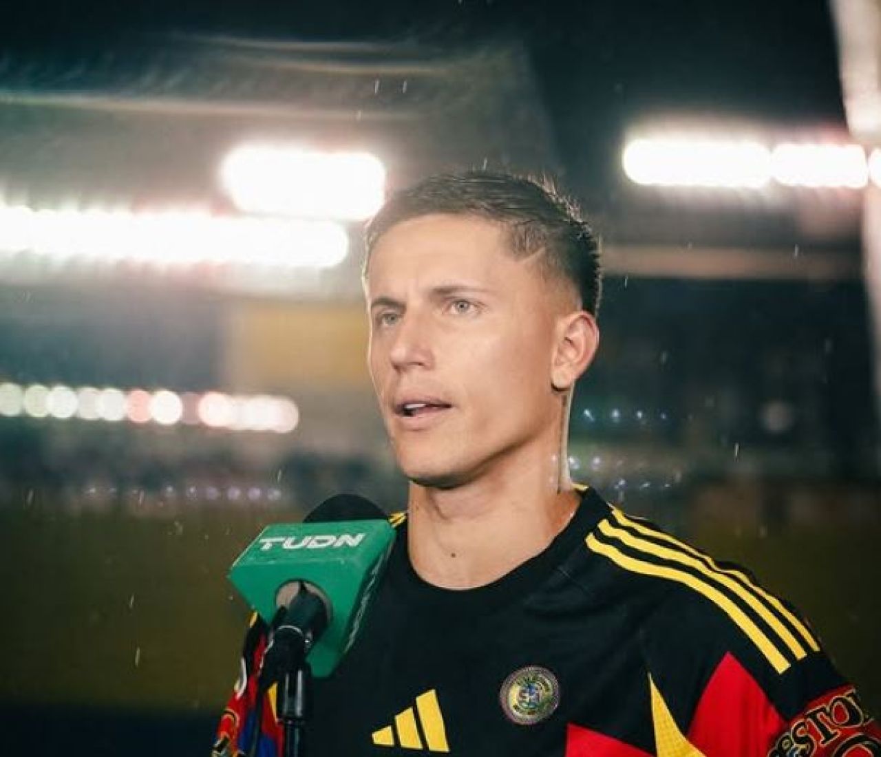 Asegura Brian Rodríguez que nadie quiere enfrentar al América