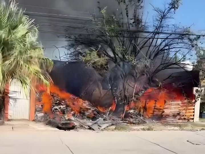 Incendio destruye vivienda en el fraccionamiento Las Torres, en Delicias