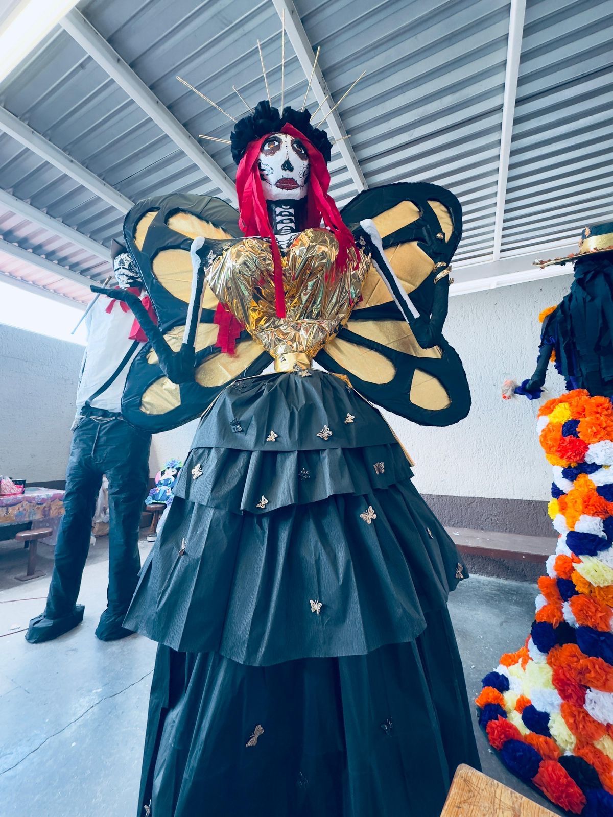 Fomenta SSPE la reinserción social a través de la elaboración de catrinas artesanales en el Cereso Femenil No. 1