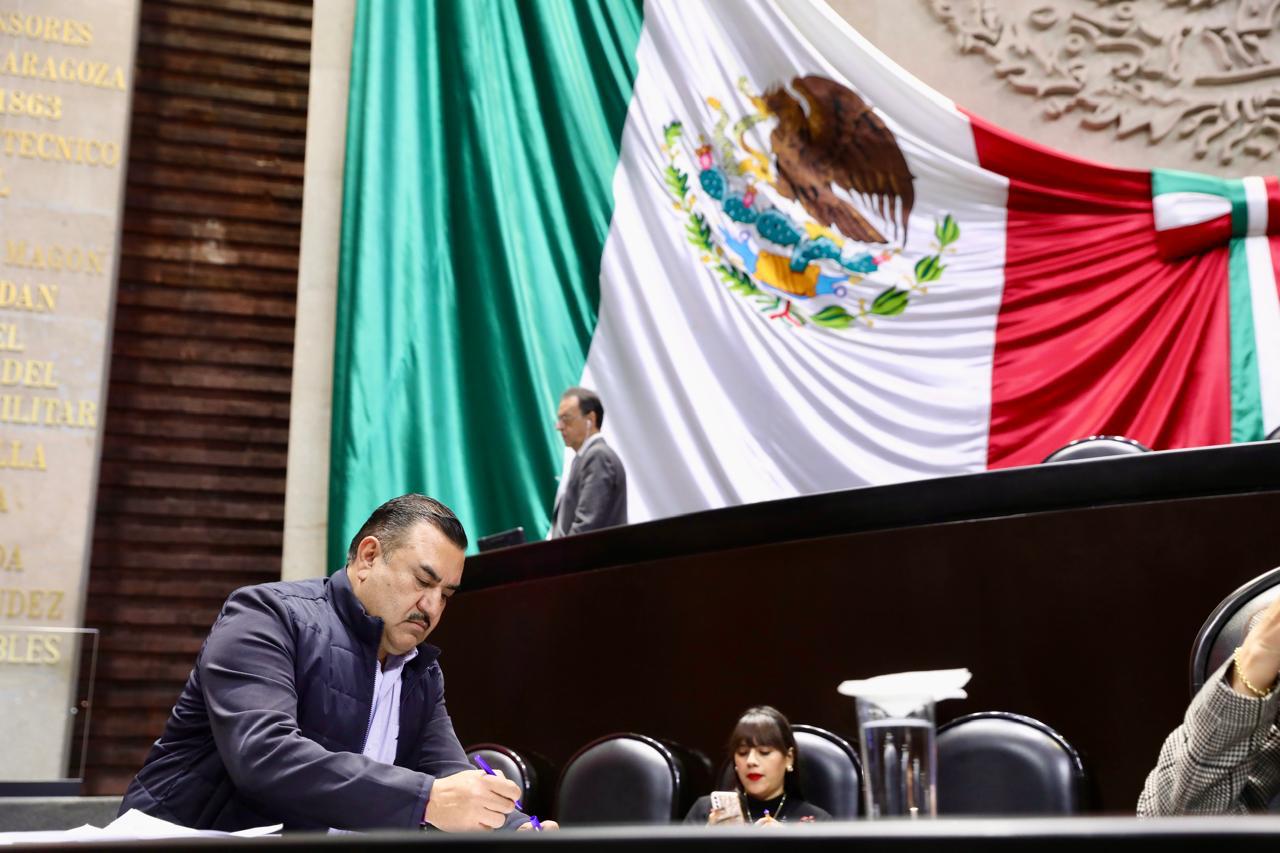 Tony Meléndez exige acciones firmes para proteger la ganadería mexicana