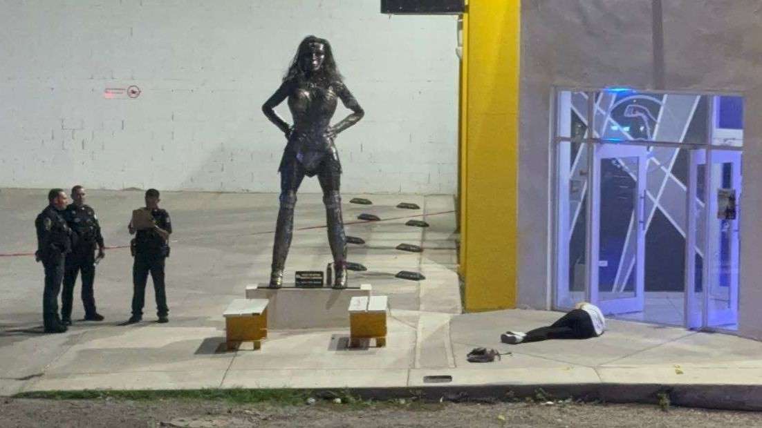 Identifican a ejecutado afuera del gimnasio Atenea