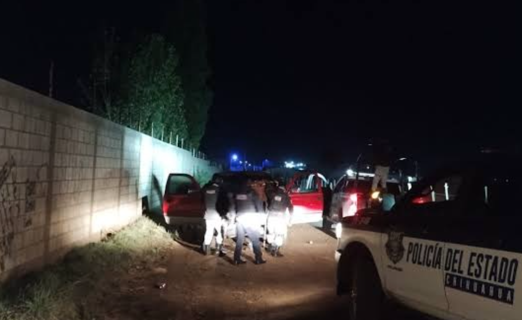 Pánico en Guachochi por balaceras; quemaron 4 vehículos